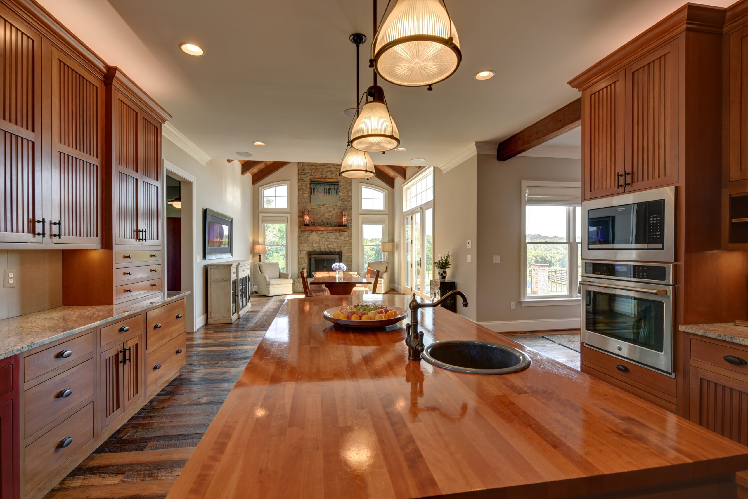 Kitchen to Dining Room 01